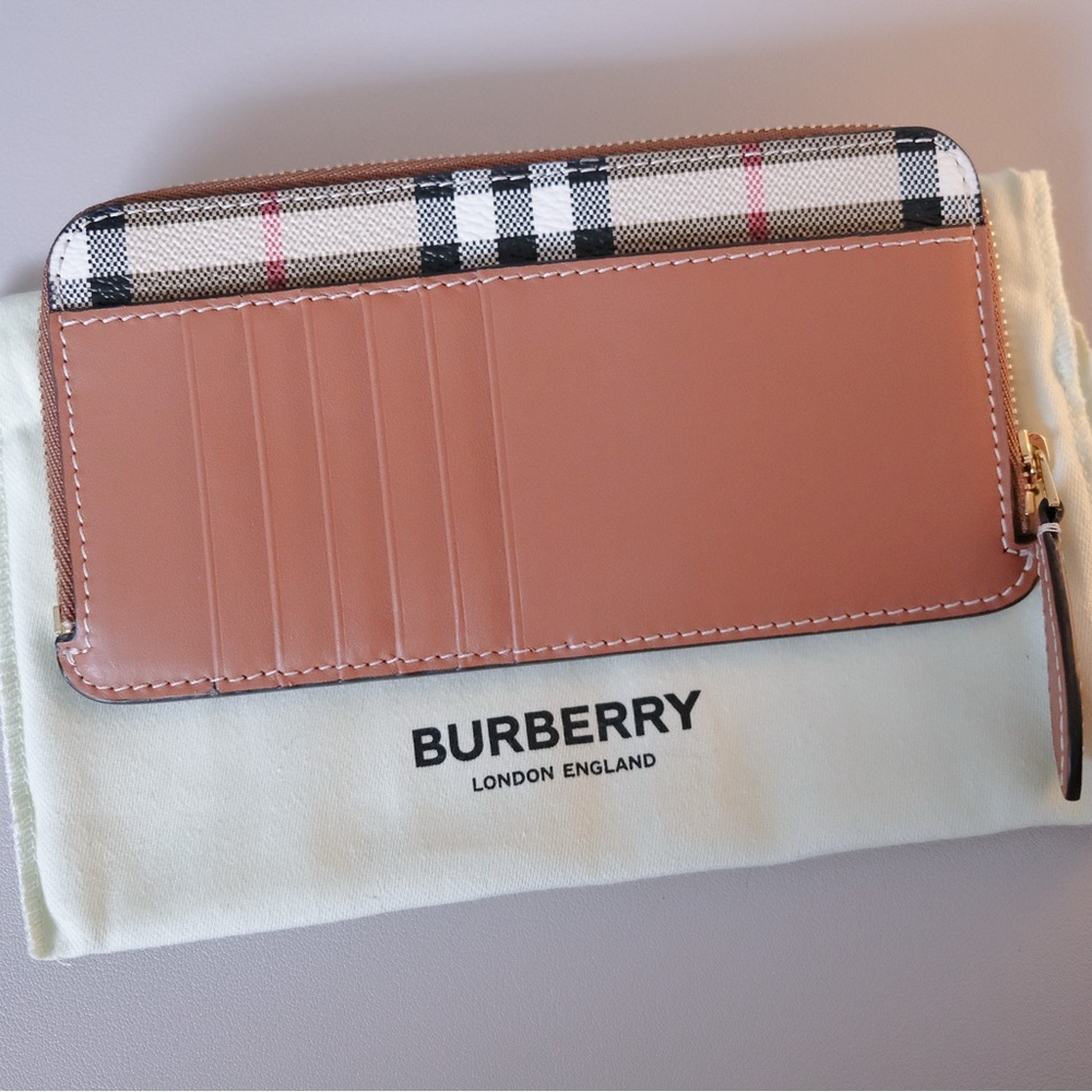 Burberry Somerset Cardholder Wallet